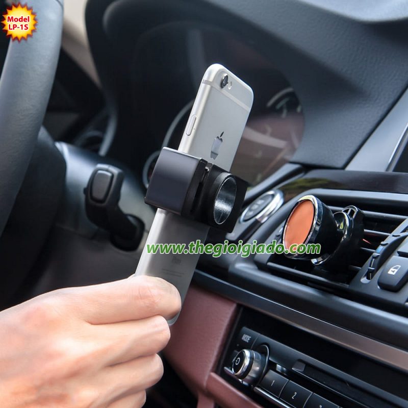 Gi&aacute; đỡ điện thoại tr&ecirc;n xe hơi